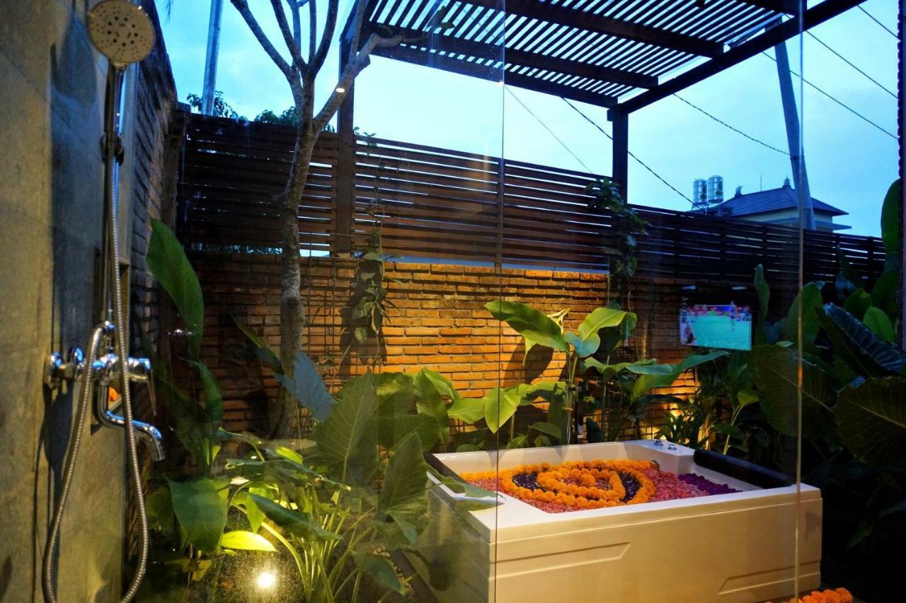Delodtunduh Villa 2 Ubud Buitenkant foto